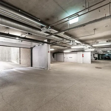 Sauna, Balcony, Underground Parking, 2br, 90m2 Lägenhet *