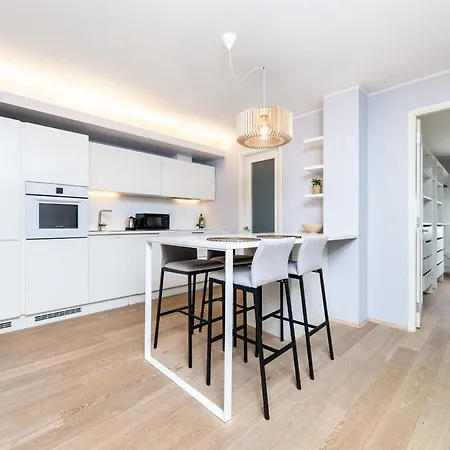 Sauna, Balcony, Underground Parking, 2br, 90m2 Apartamento Talin