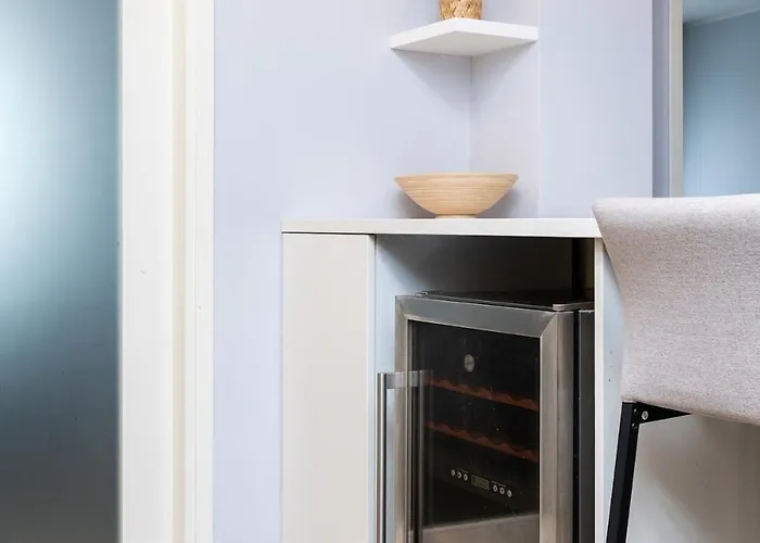 Sauna, Balcony, Underground Parking, 2br, 90m2 Appartement